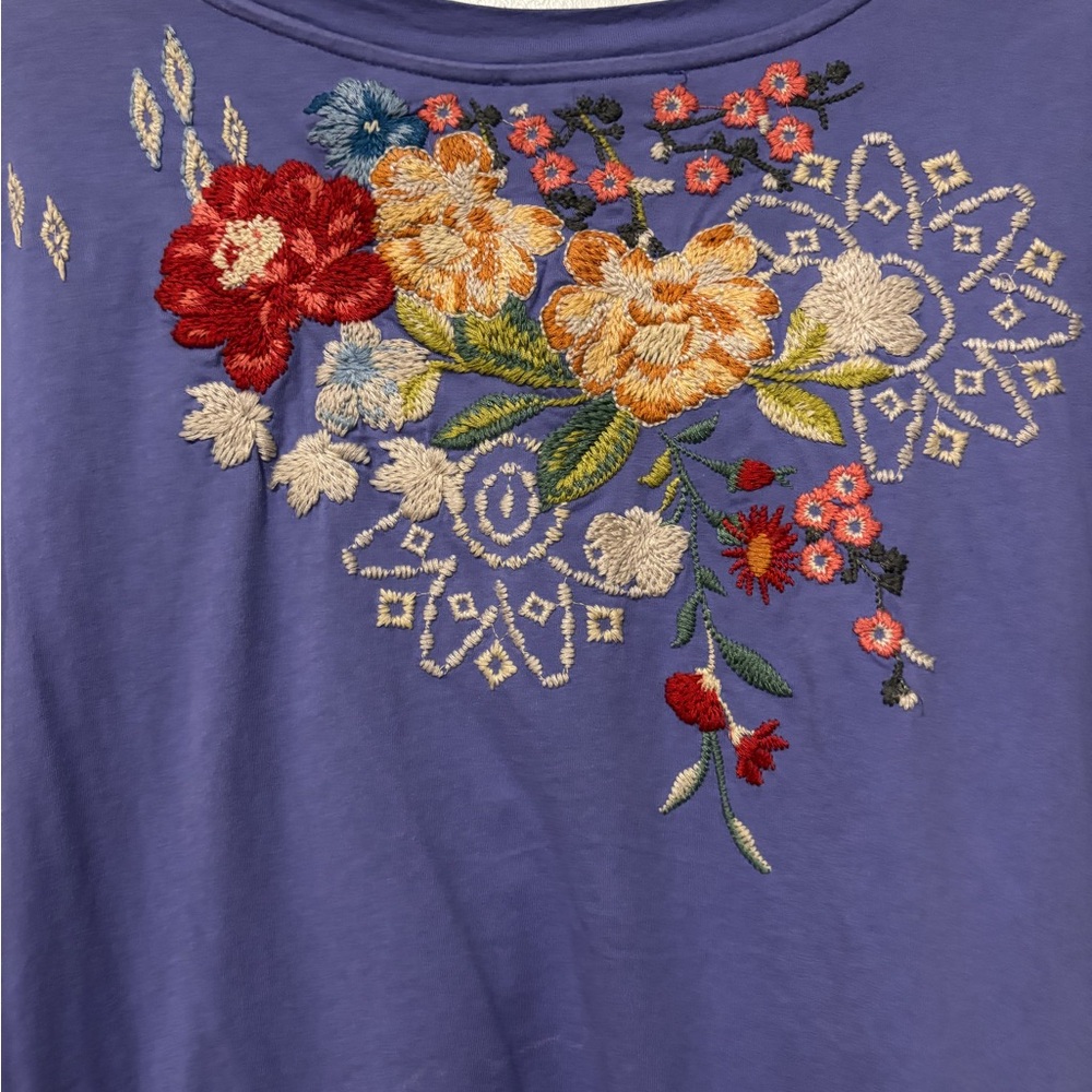 Johnny Was light purple Josephine relaxed Floral Embroidered Short Sleeve Top - Picture 9 of 10